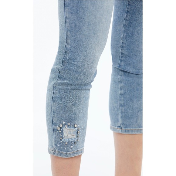Women's Rhinestone Capri Jeans Size 12 ORLY Stretchy Denim Embellished NWT - Picture 3 of 3